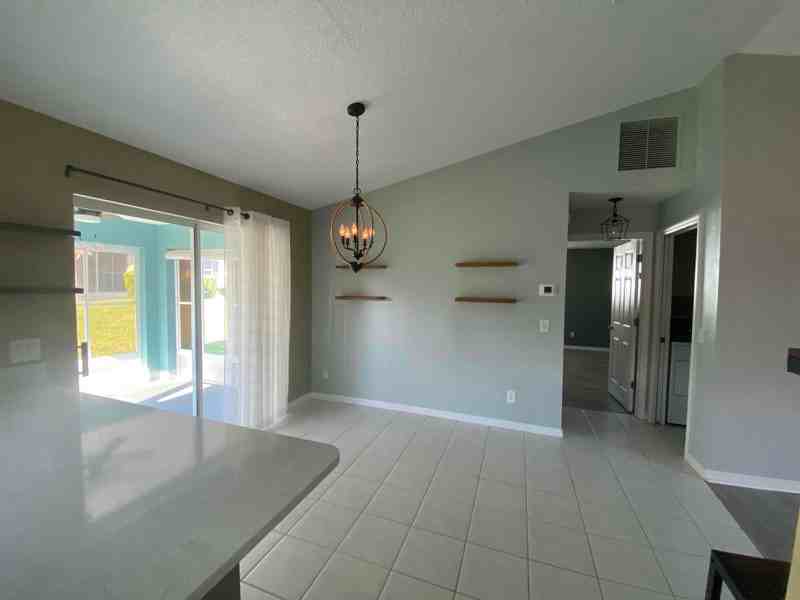 3915 East Lake Todd Drive - Photo 5 of 47