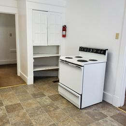 898 18th St #4 - Photo 2 of 5