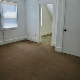 898 18th St #4 - Photo 4 of 5