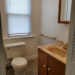 898 18th St #4 - Photo 5 of 5