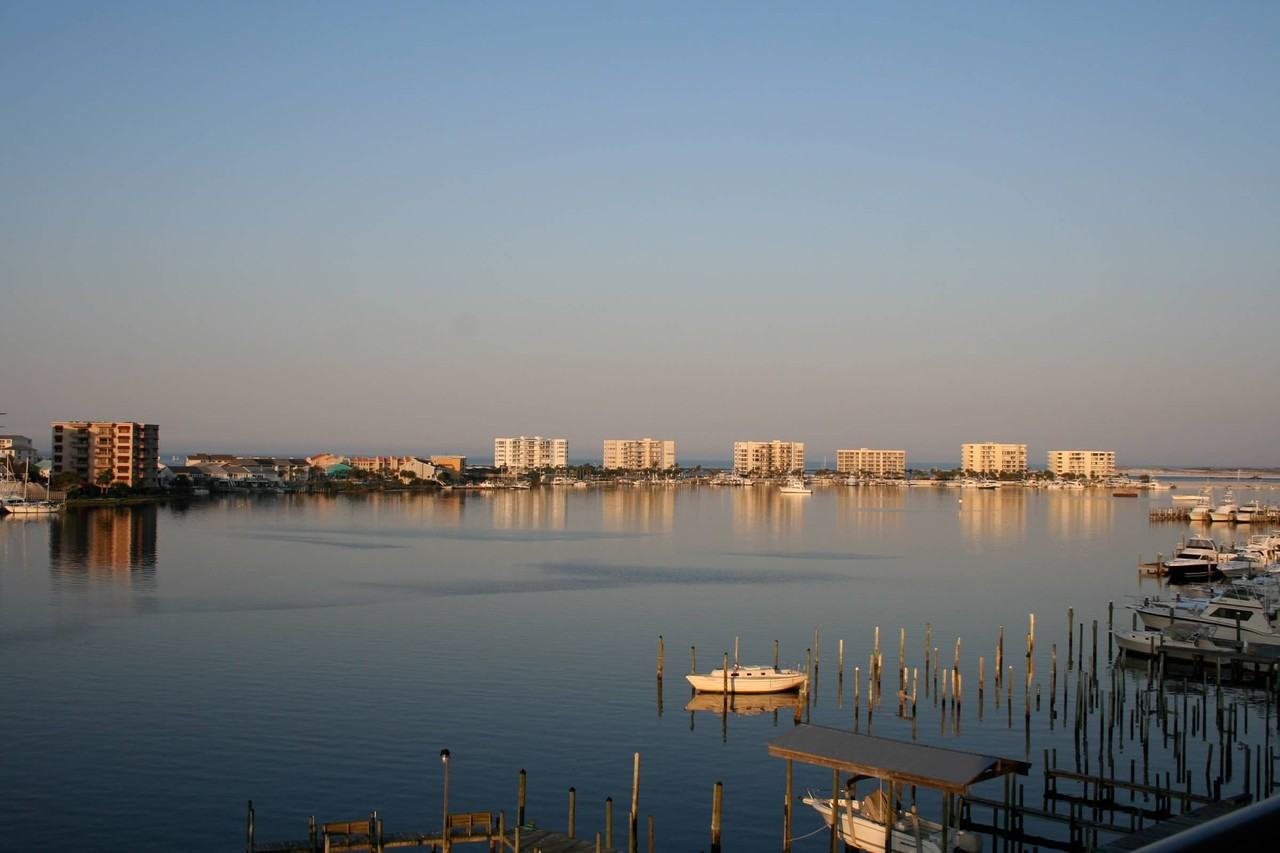 508 Harbor Blvd - Photo 7 of 19