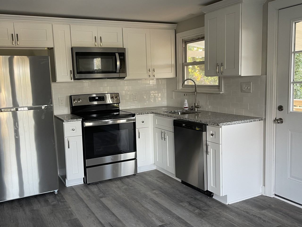 21 Beecher Ave #2 - Photo 2 of 10