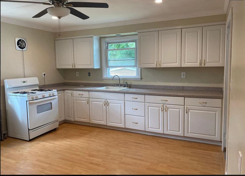 18 Smith Avenue - Photo 3 of 23