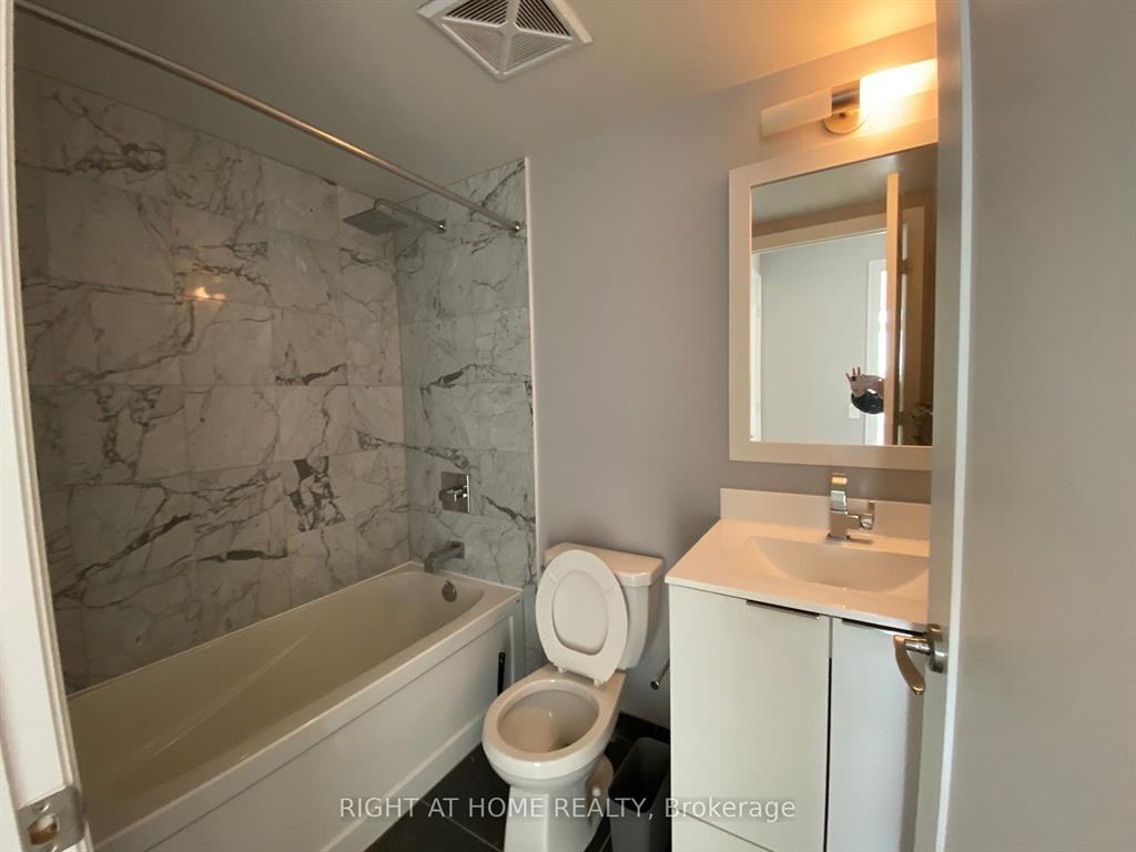 56 Annie Craig Drive #31 - Photo 7 of 7