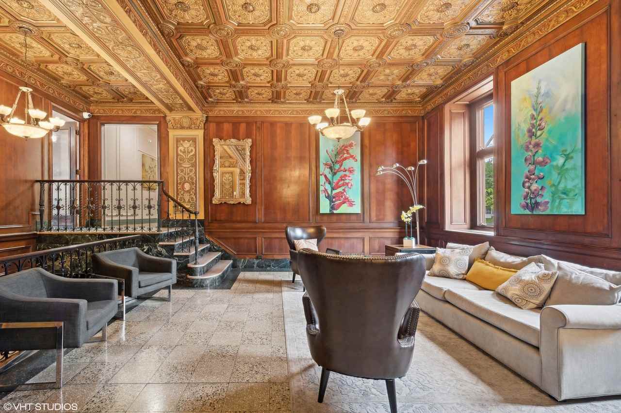 Central West End - Photo 3 of 17