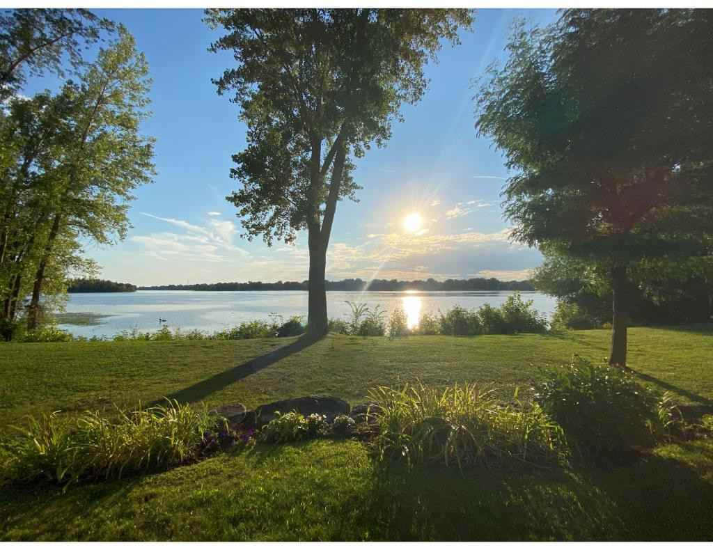 160 Chemin de la Rive-Boisée - Photo 3 of 11