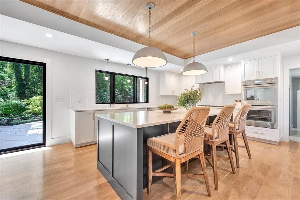 25 Ledgewood Rd - Photo 2 of 25