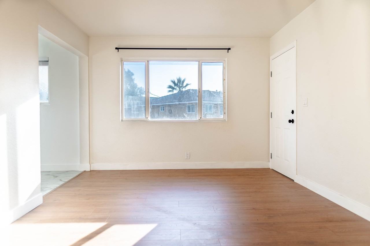 810 Jeanne Avenue #4 - Photo 3 of 15