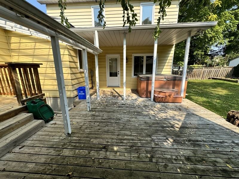 53 Peter St. Duplex - Photo 3 of 5