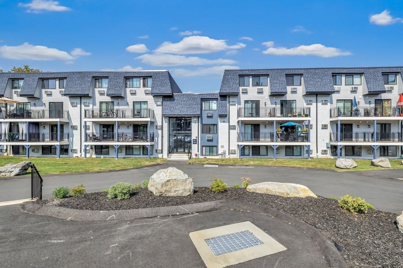 Villa Square LLC - Photo 3 of 45