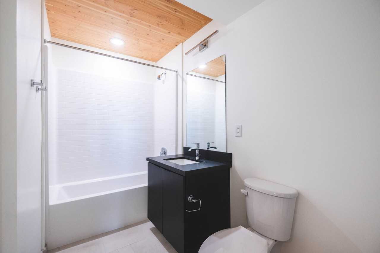 Niima - Photo 7 of 9