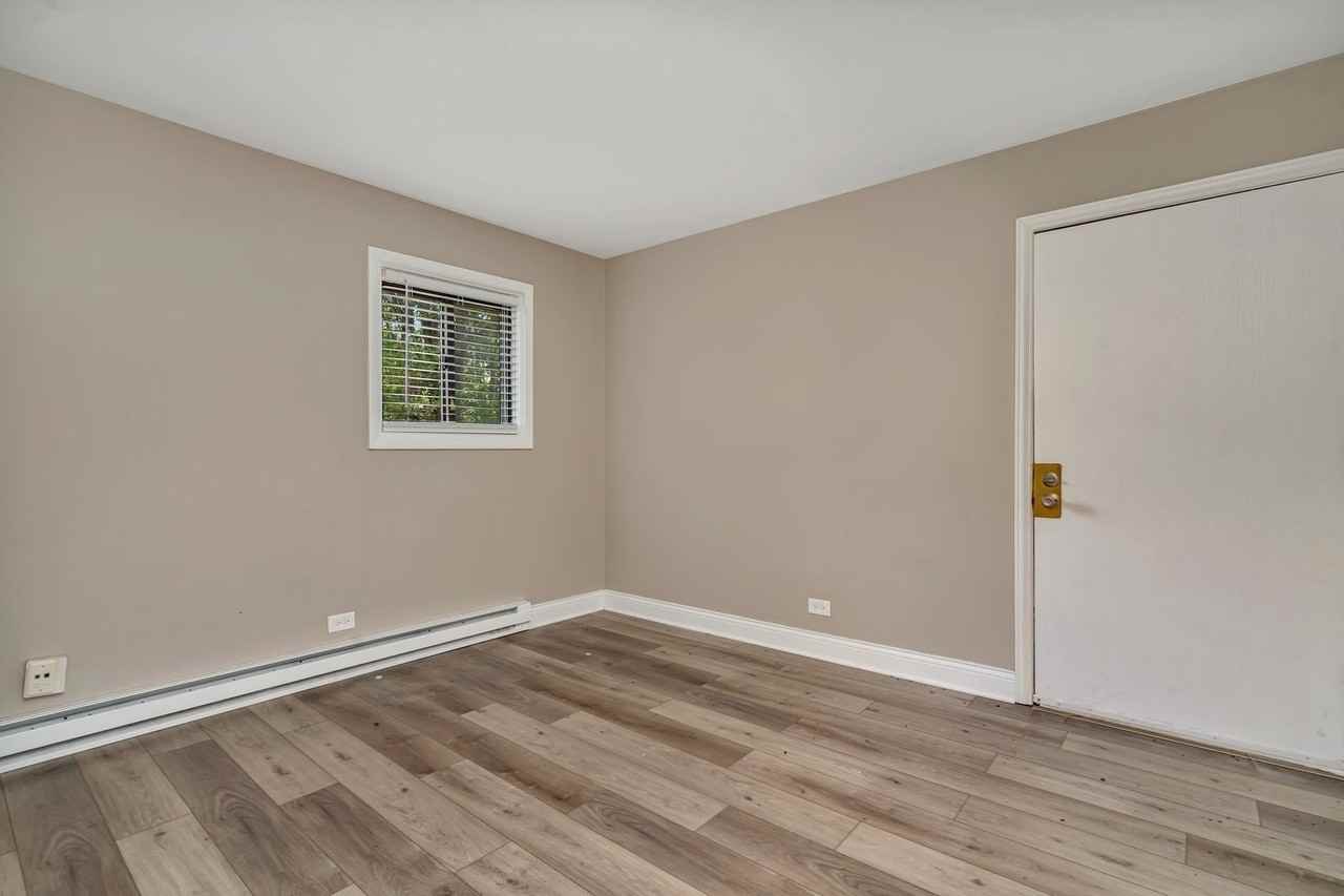 353 Hickory St - Photo 3 of 13