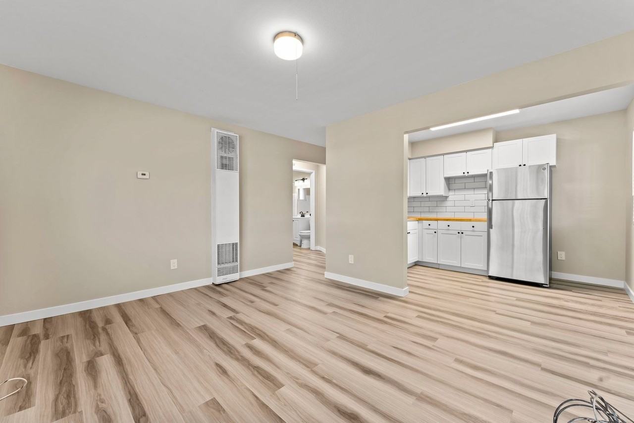 Gardner Street - Photo 3 of 11