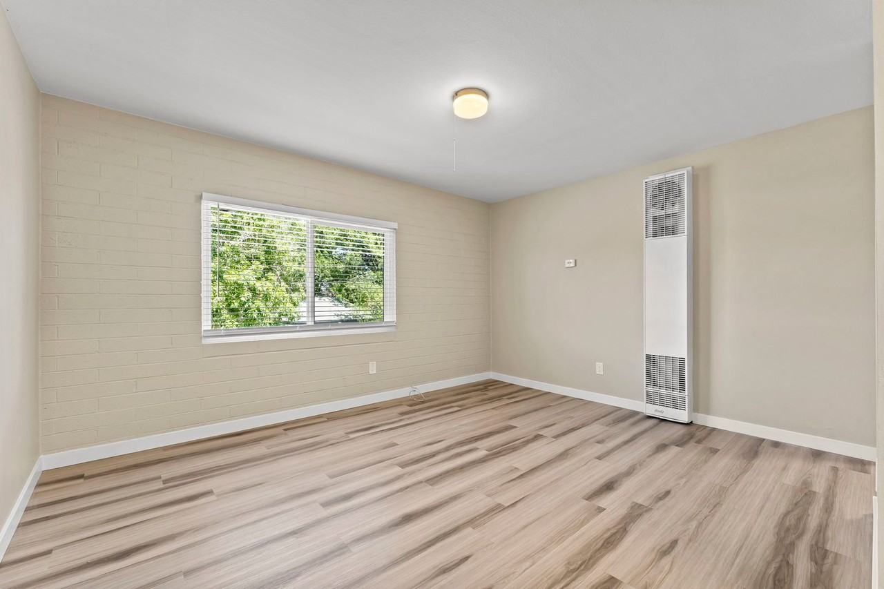 Gardner Street - Photo 4 of 11