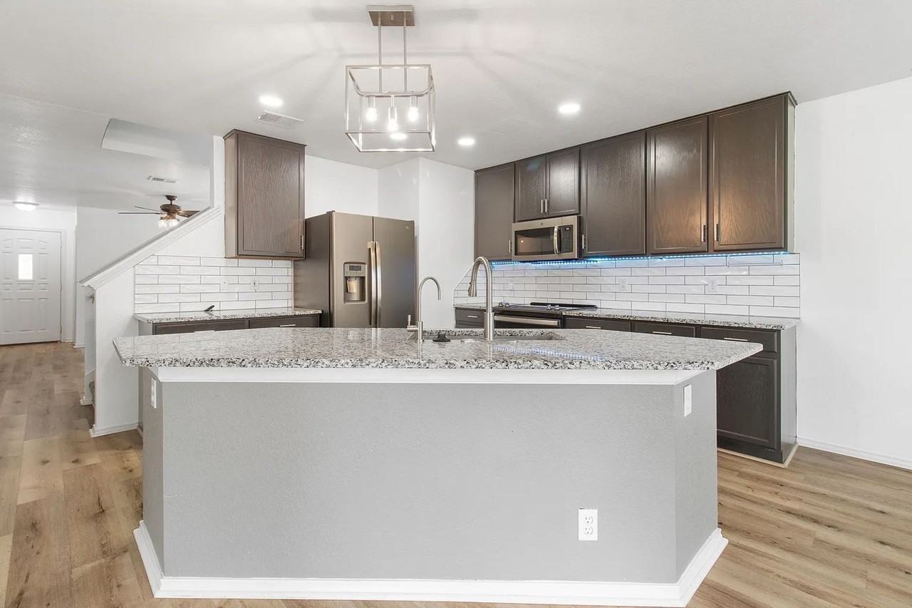 2219 Boxer Palm - Photo 7 of 18