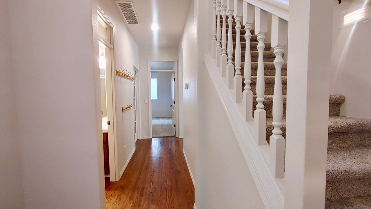 28558 Sw Wagner St - Photo 4 of 44