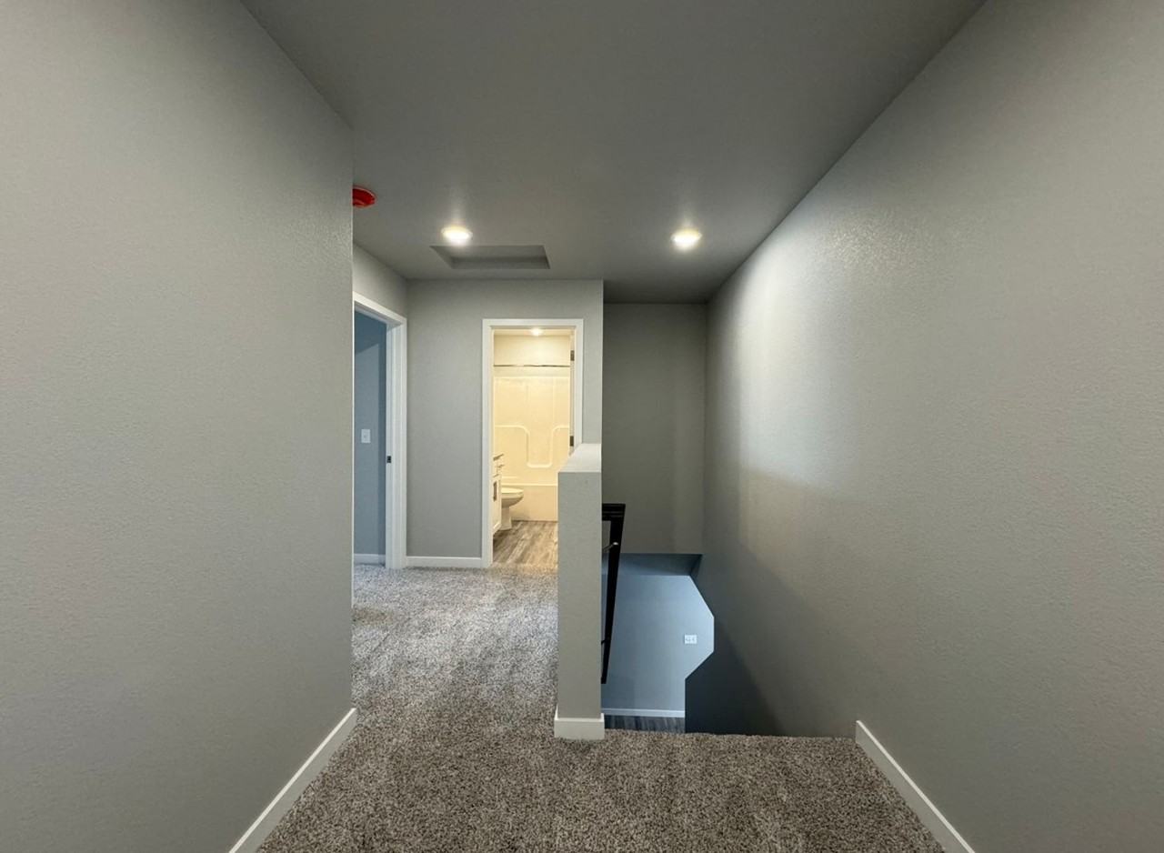 110 Marshall Loop - Photo 7 of 9