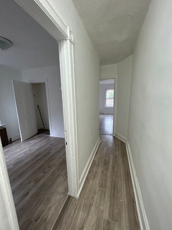 39 Adeline St - Photo 6 of 10