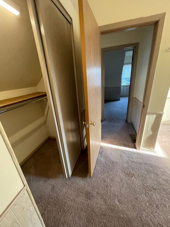 (34) 194 E. 14th Avenue - Photo 5 of 50