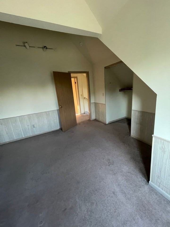 (34) 194 E. 14th Avenue - Photo 7 of 50