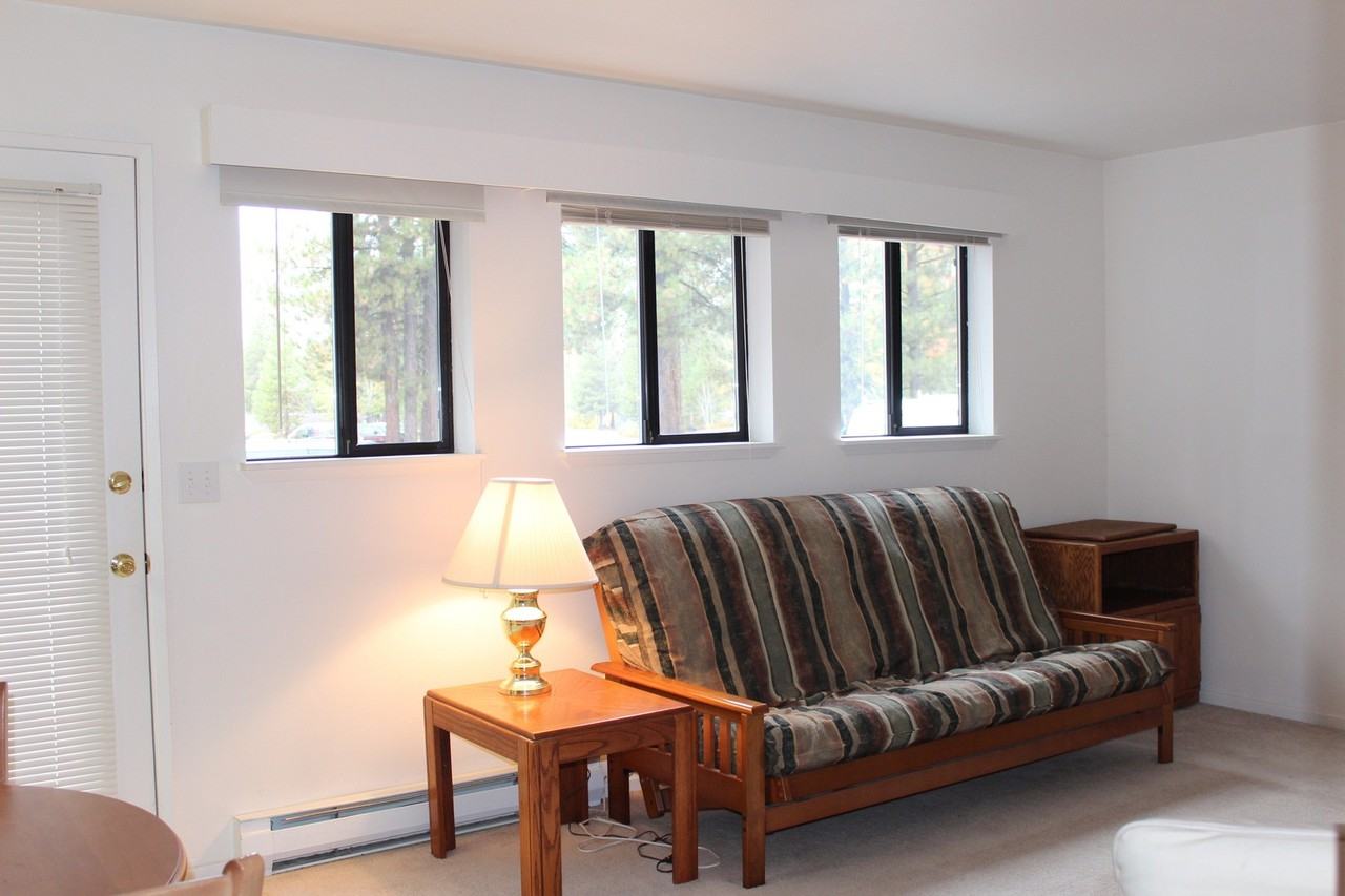 56856 Enterprise Dr - Photo 3 of 8