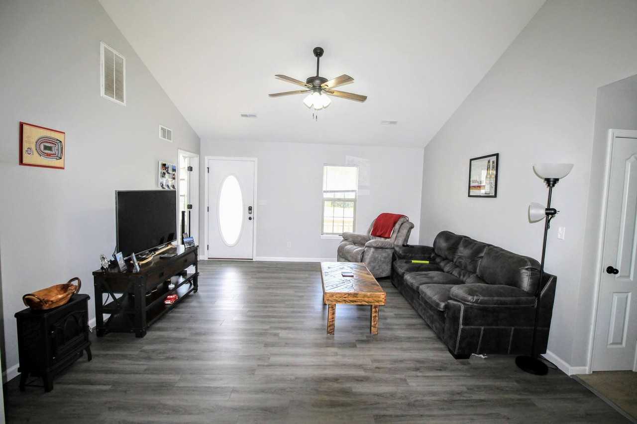 22758 Return Ln - Photo 3 of 10