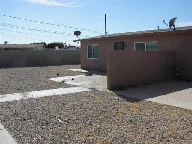 133 E 24th Pl - Photo 2 of 14
