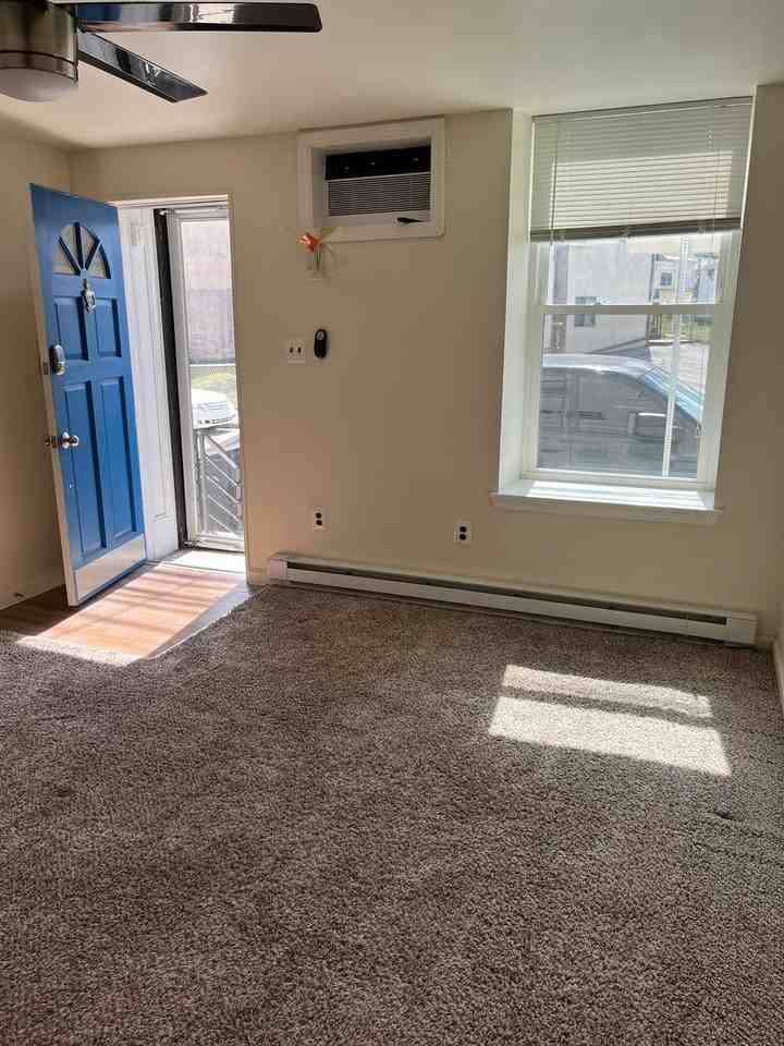 21 W 5th St - Photo 2 of 30