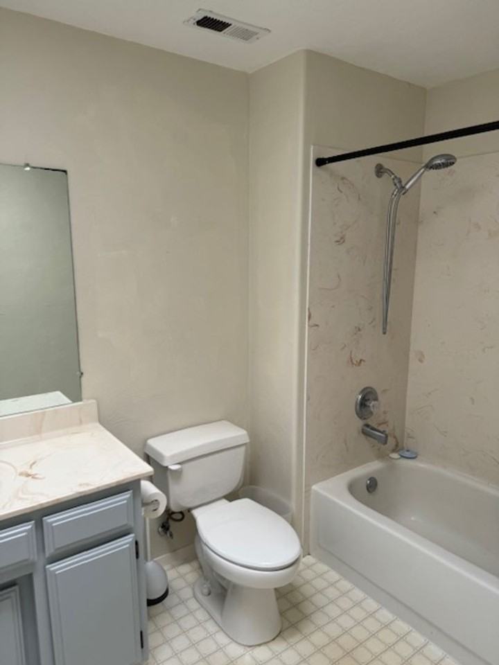 1726 Dove Ln - Photo 5 of 25