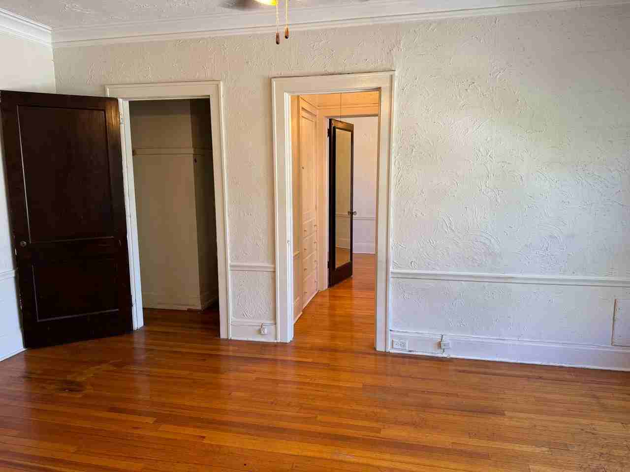 2212 Girard Ave. S - Photo 3 of 10