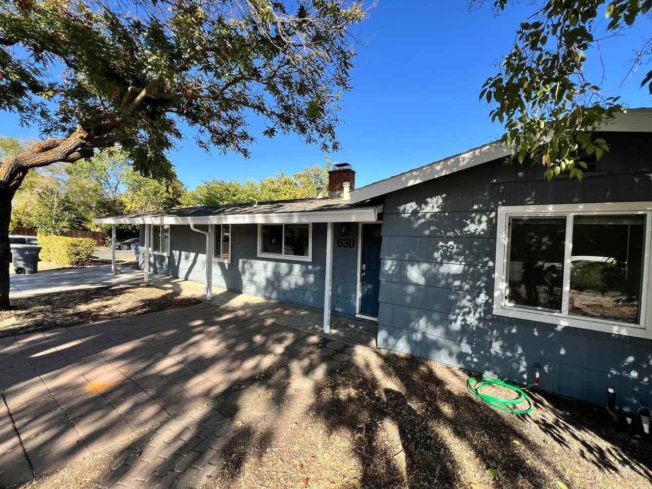 630 Anderson Rd - Photo 3 of 34