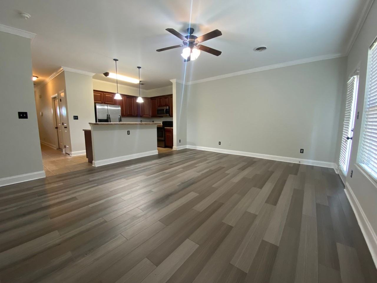 4812 Fountain View Way - Photo 2 of 19