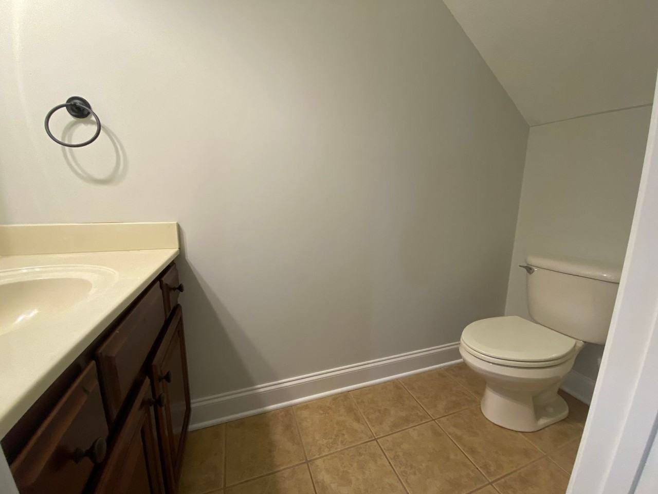 4812 Fountain View Way - Photo 7 of 19