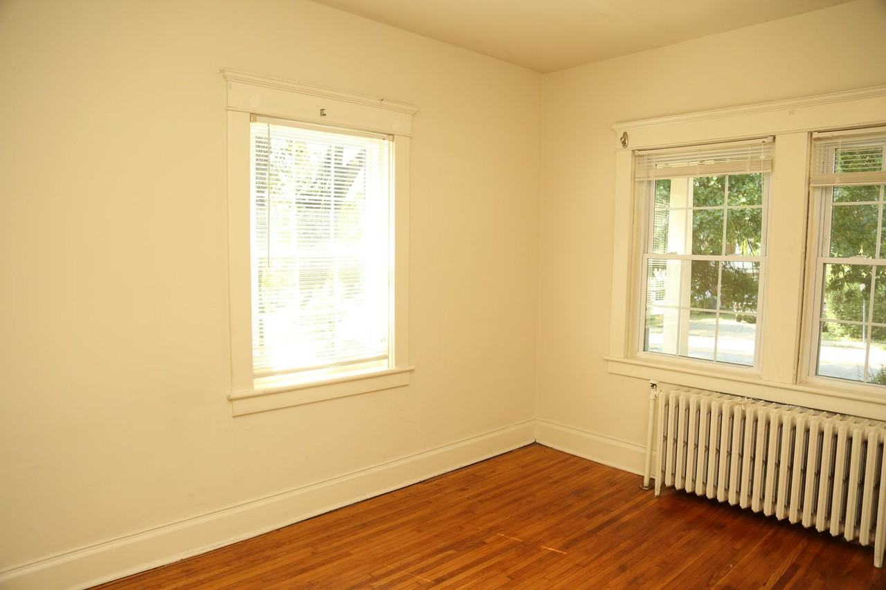 1405 1405 Grady Ave - 1405 Grady Ave - Photo 7 of 49