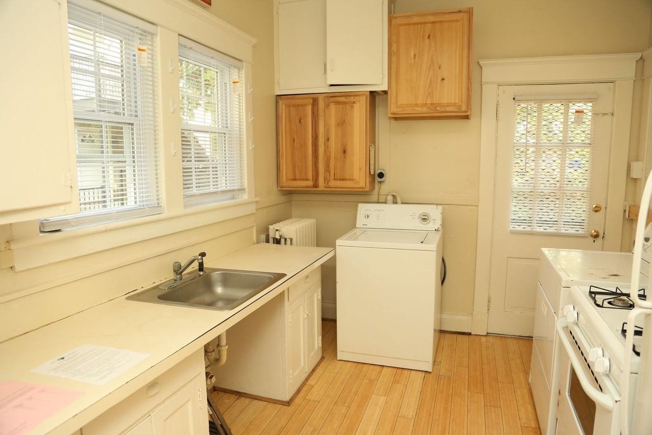 1405 1405 Grady Ave - 1405 Grady Ave - Photo 2 of 49