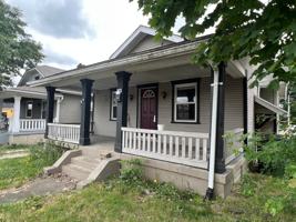 featured image of 18 W Siebenthaler Ave