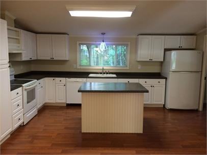 9370 Brighton Ave - Photo 3 of 8