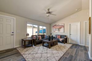 featured image of 1827 C Ave