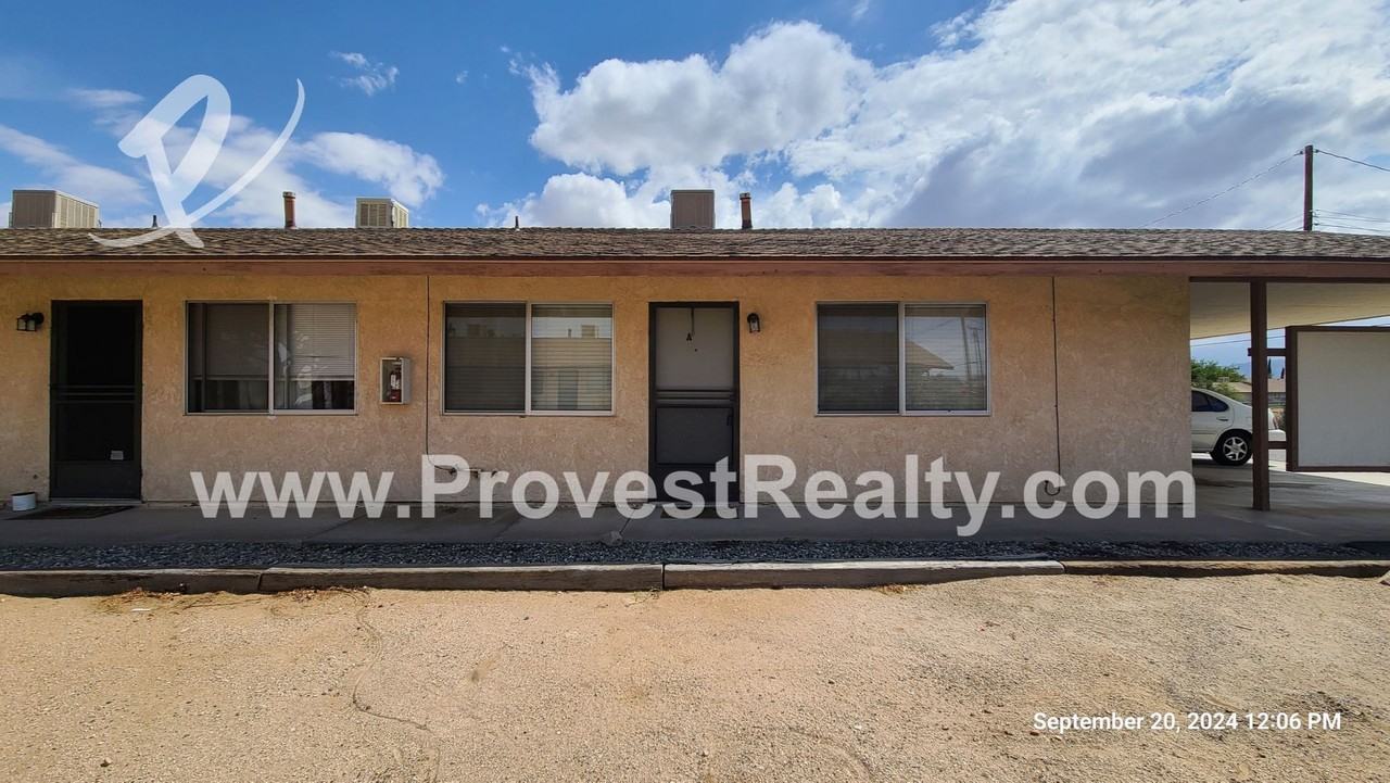 15960 Orange St - Photo 2 of 18