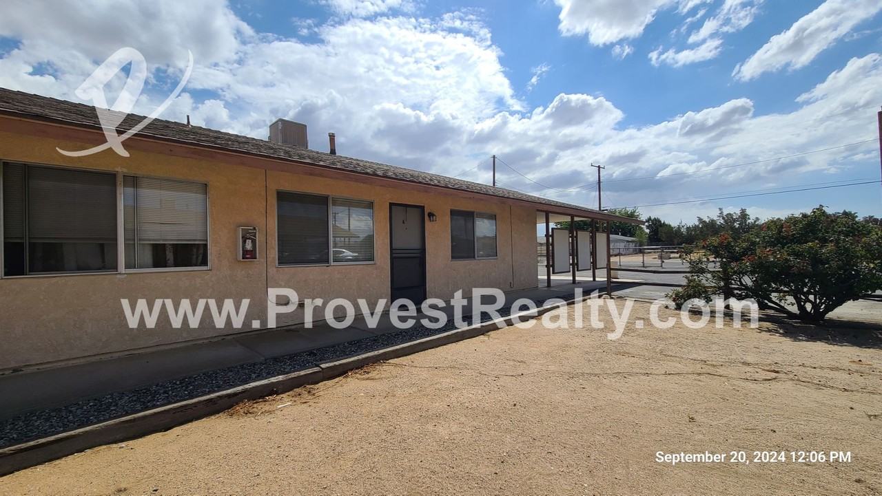 15960 Orange St - Photo 3 of 18