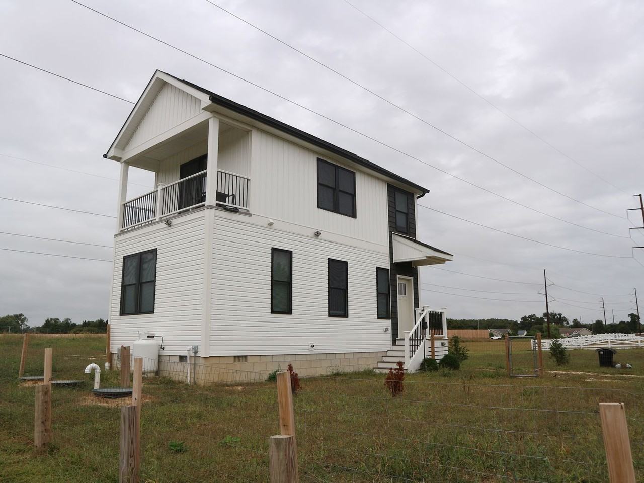 20929 Johnson Road - Photo 2 of 10