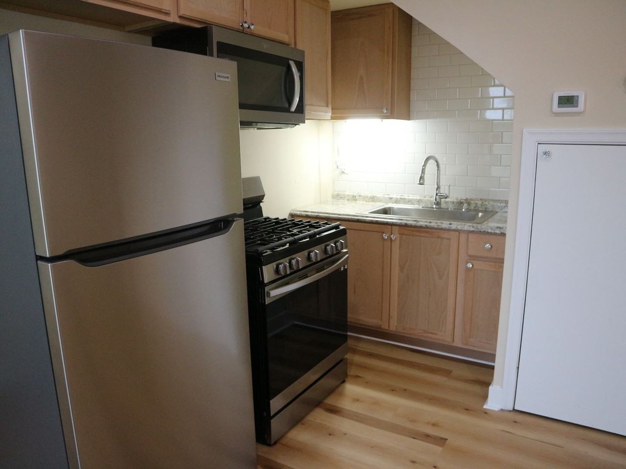 20929 Johnson Road - Photo 4 of 10