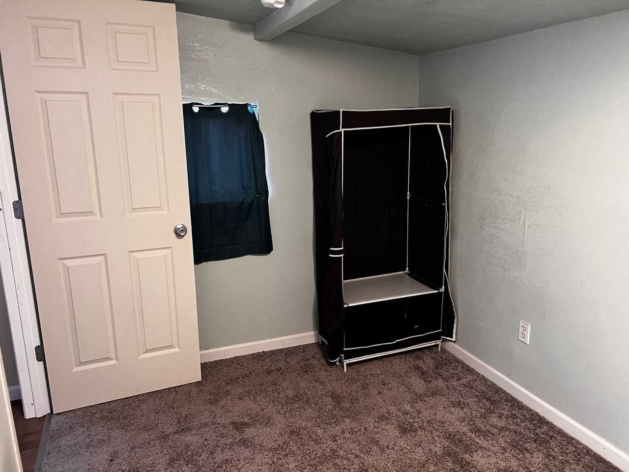 250 Garfield St - Photo 6 of 14