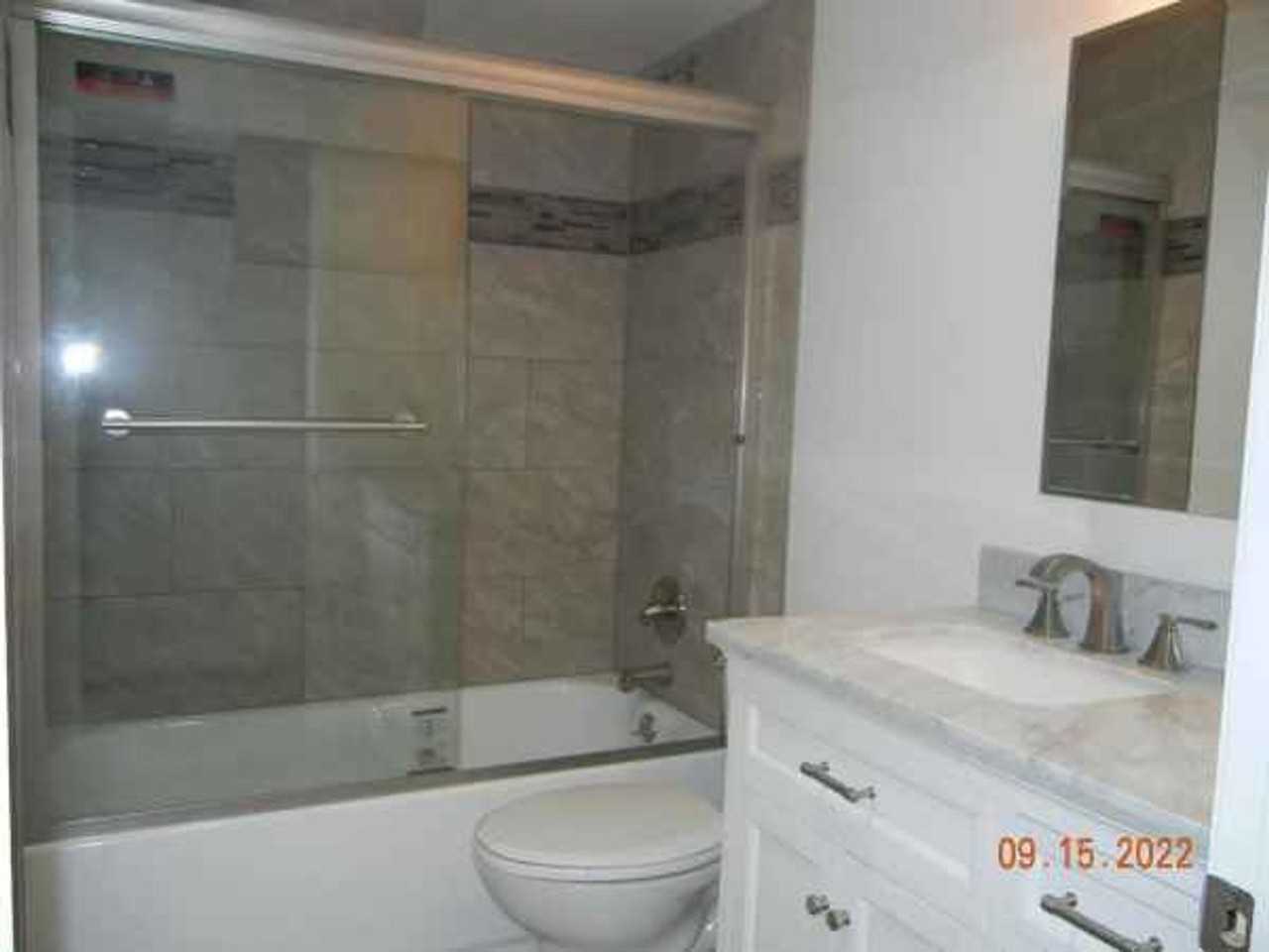 1438 Hover St - Photo 7 of 10