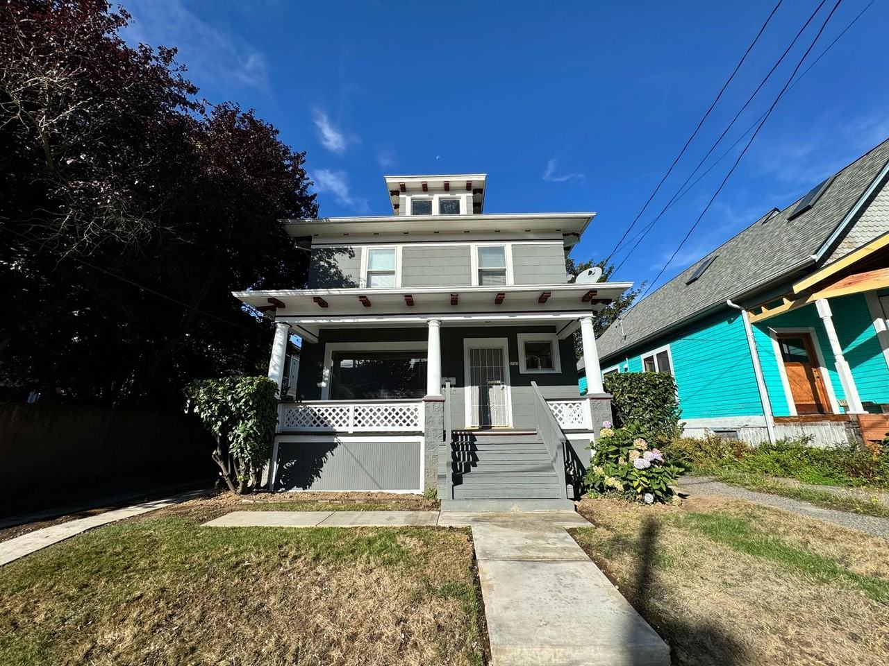 3721 Ne Cleveland Ave - Photo 2 of 36