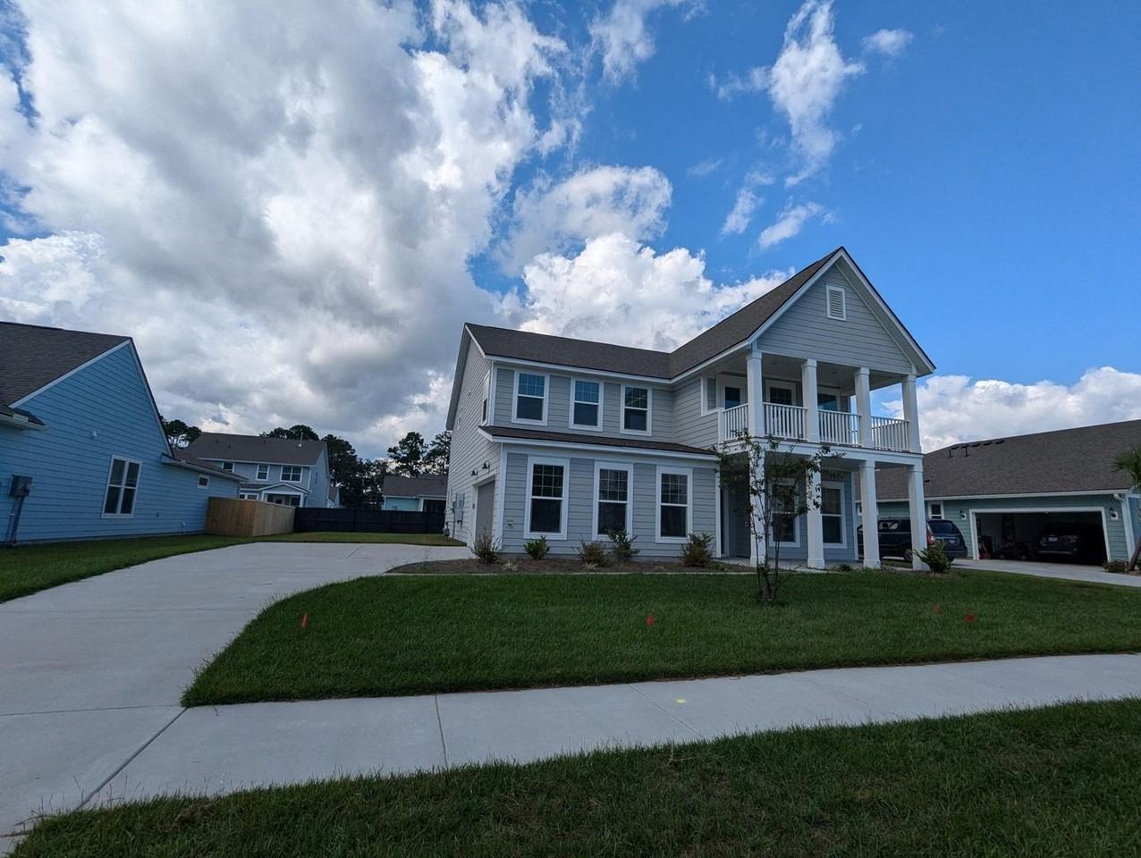 2076 Parish House Cir - Photo 2 of 25