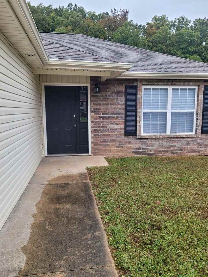 114 Valley Way - Photo 2 of 23