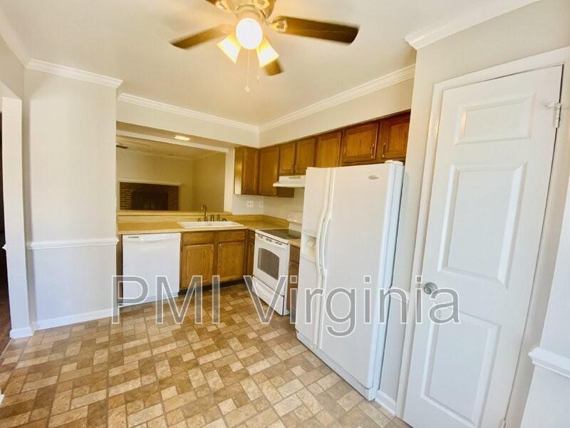 5142 Settlers Park Dr - Photo 2 of 22