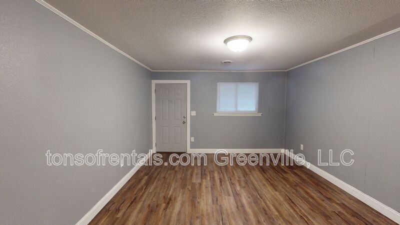 88 W Park Dr - Photo 4 of 9