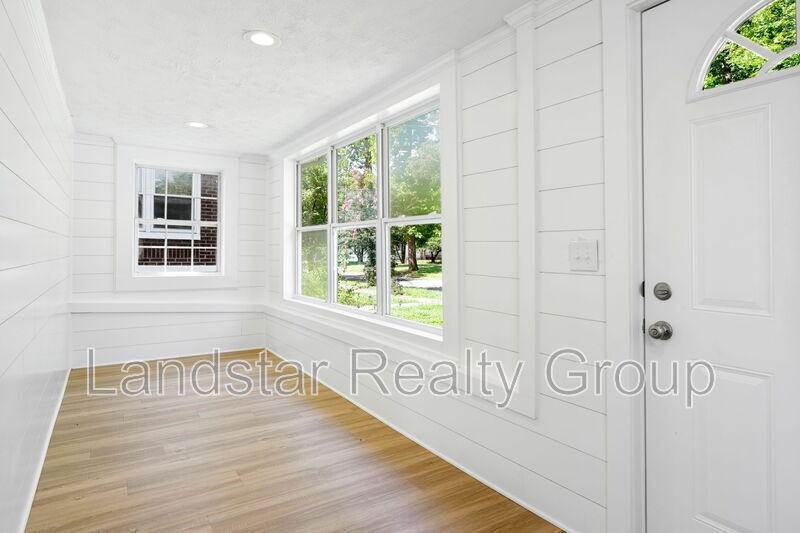 4013 S 2nd St - Photo 5 of 35